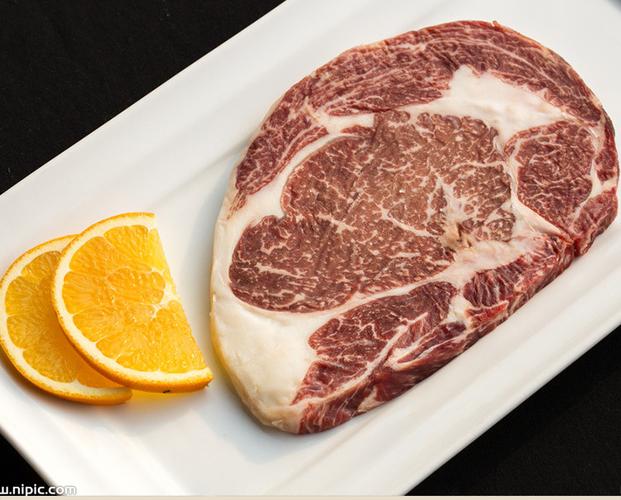 精致肉眼牛排 纯手工西餐餐饮健康牛排优质肉质香浓包装牛肉类